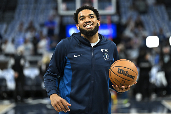 Karl-Anthony Towns Makes Historic Move to New York: Knicks Acquire Superstar in Blockbuster Trade