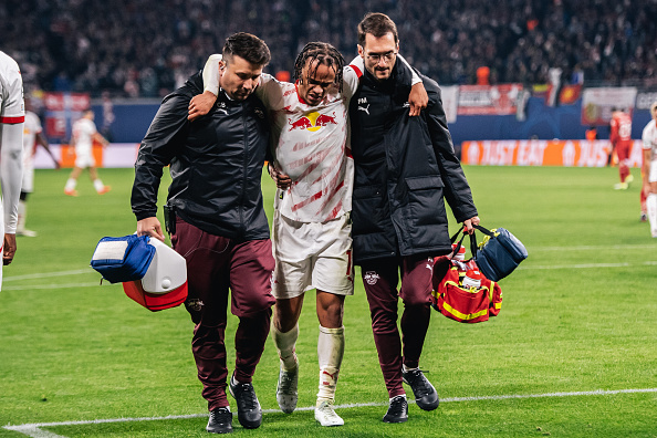 Leipzig midfielder Xavi Simons to miss several weeks with ligament injury.