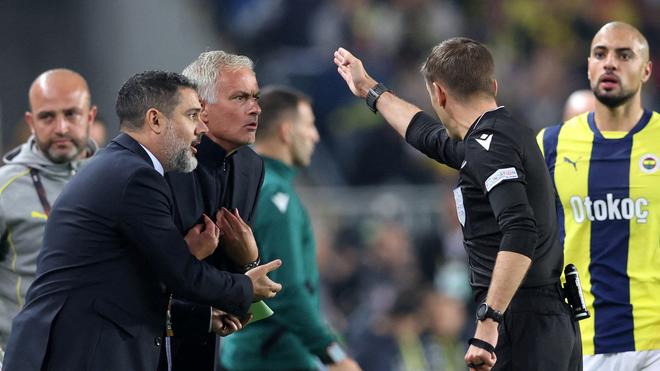 "Isn’t a red card on Bright" - Mourinho furious at referee for ignoring penalty call on Super Eagles star