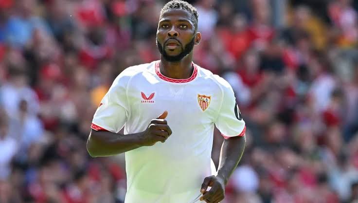 "Kelechi's was clear" - Sevilla coach points to Iheanacho's open-goal miss in Real Sociedad defeat (WATCH)