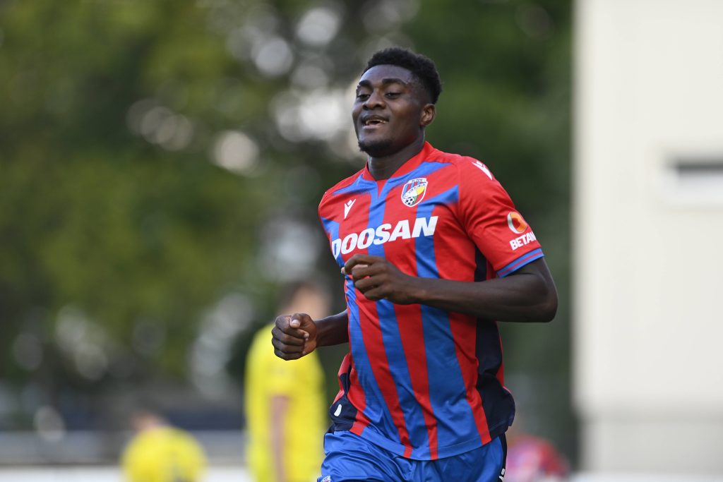 VIDEO: "Rafiu is back" - Nigerian whizkid set for Viktoria Plzeň return 12 months after failed Frankfurt move