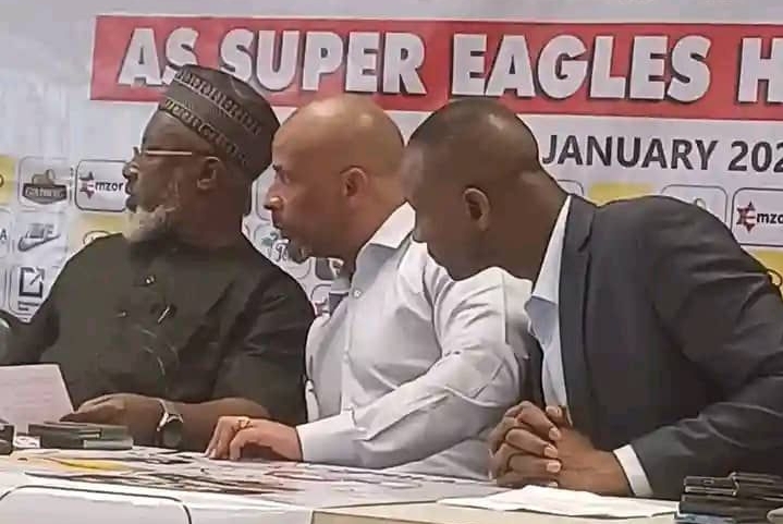 WATCH: Eric Chelle hugs Augustine Eguavoen at the Super Eagles coach unveiling in Abuja